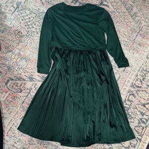 Chic Long Sleeve Green Dress